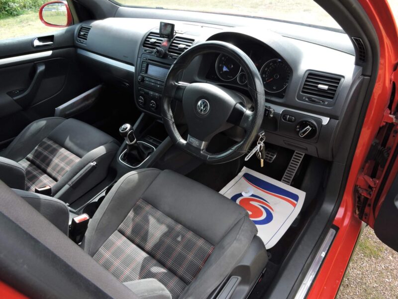 Volkswagen Golf 2.0 TFSI GTI 5dr