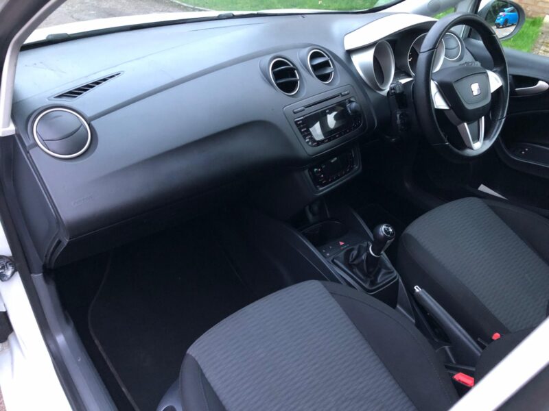 SEAT Ibiza 1.6 TDI CR Sportrider Euro 5 5dr