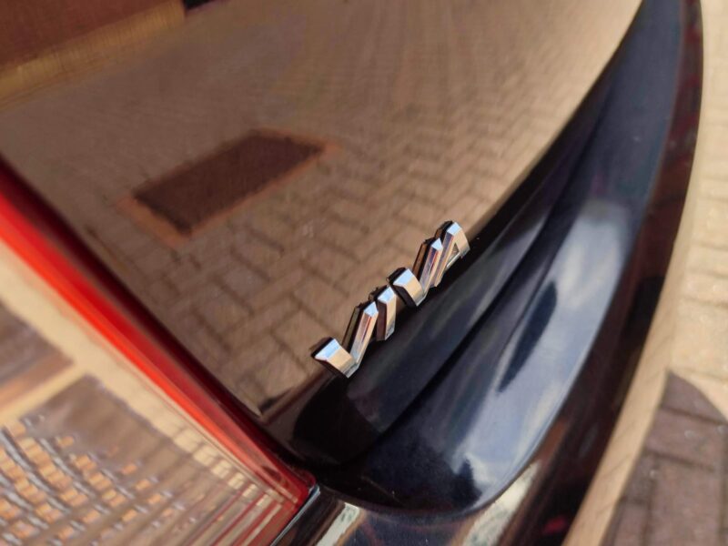 Vauxhall Viva 1.0i SE Euro 6 5dr